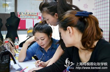 “雙蛋”活動(dòng)贈(zèng)送韓語(yǔ)課程 報(bào)名學(xué)員今開(kāi)課 